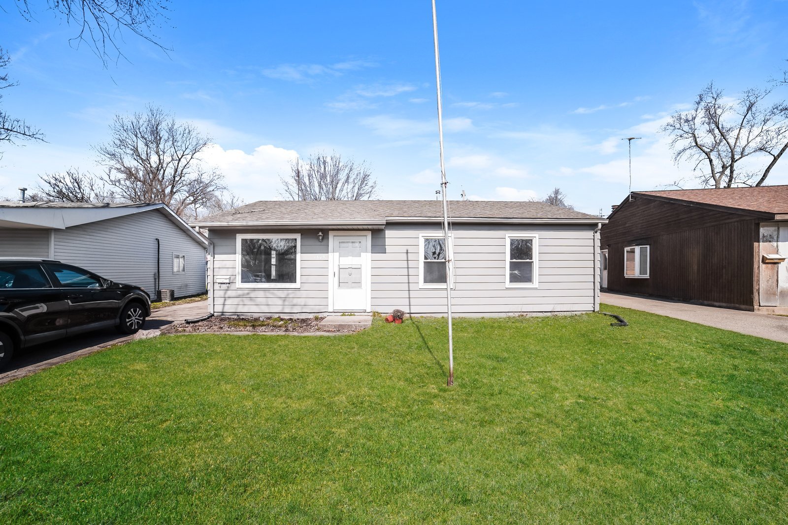 Building Photo - 1609 Koch St