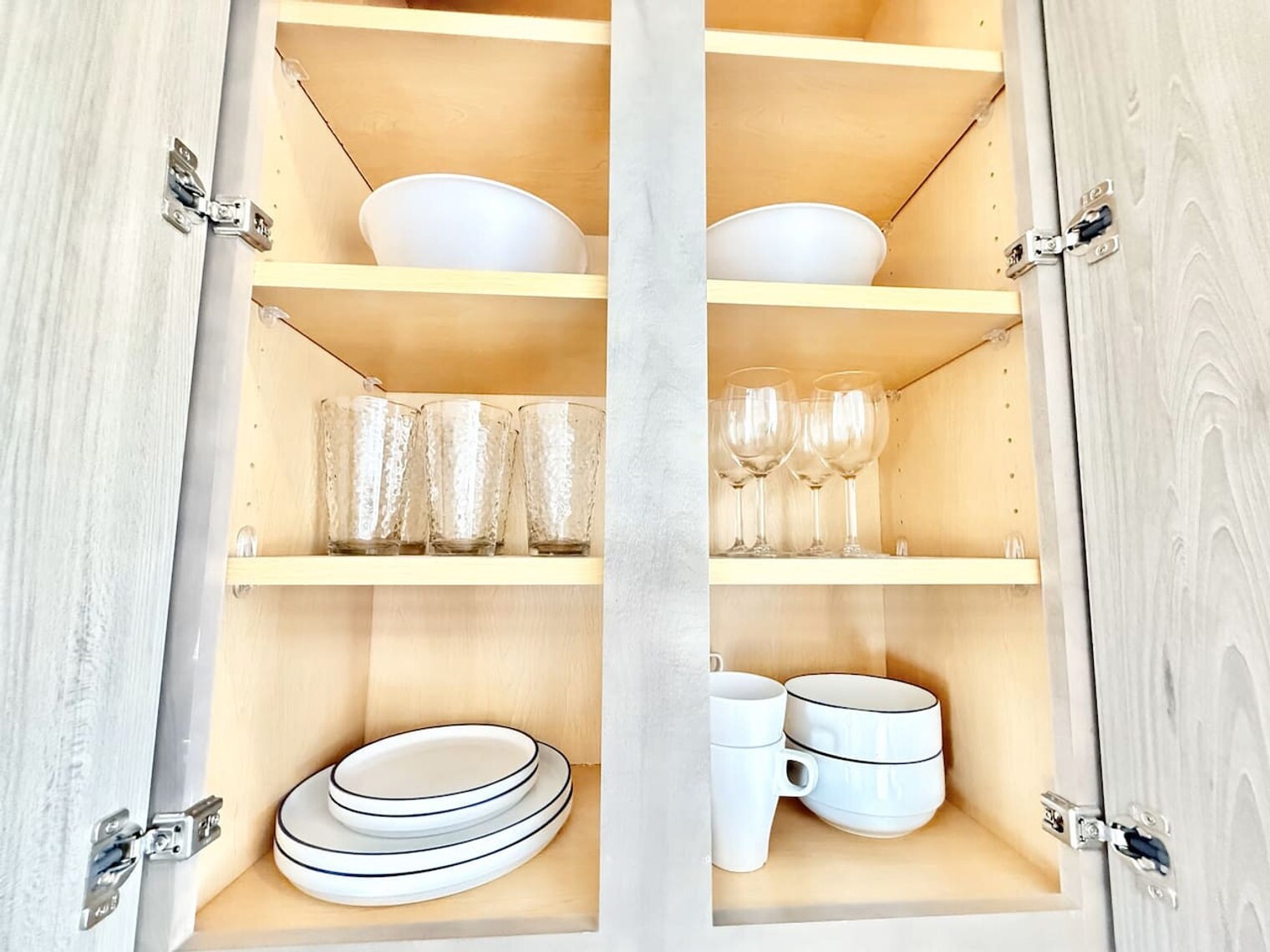 Building Photo - 501 N Perth St