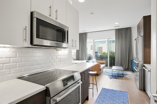 Building Photo - Beautifully Furnished Studio Condo in the Heart of Denver