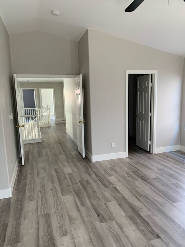 Building Photo - Beautiful Remodeled 2 Story Home in Seven ...