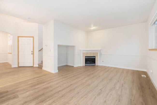 Building Photo - 26906 225th Pl SE