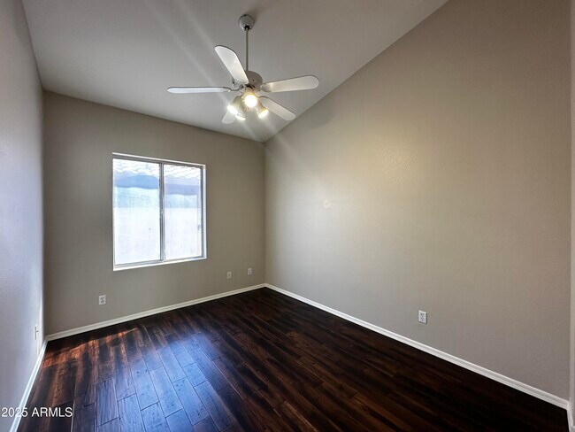 Building Photo - 14410 S 44th St