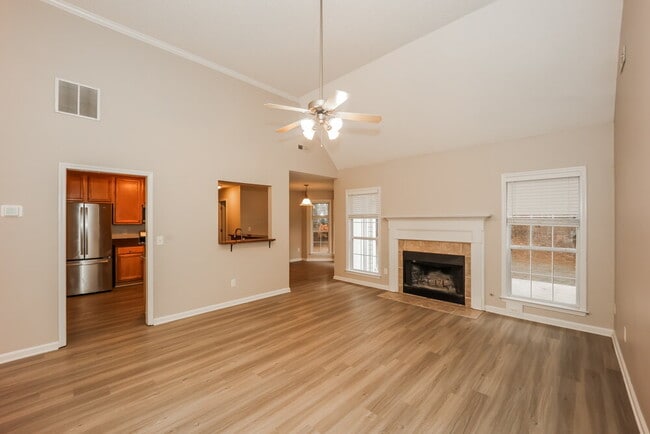 Building Photo - 309 Westhill Dr