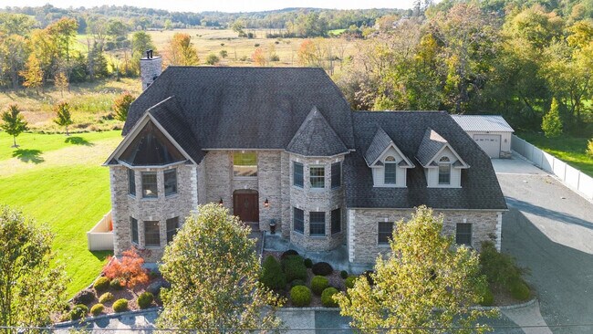 Building Photo - 45 Conklingtown Rd