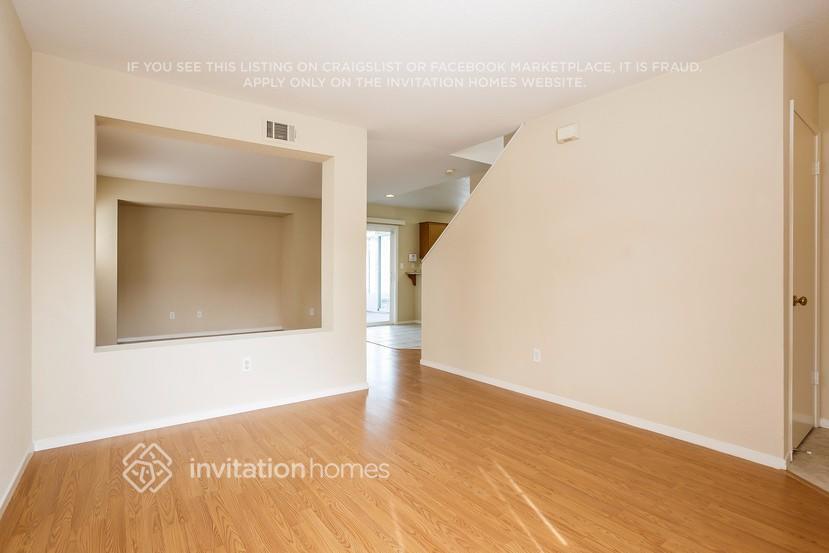 Building Photo - 38 Dawn Rose Way