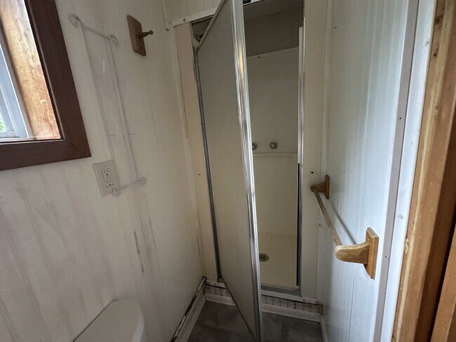Building Photo - Charming Barrington Cottage Retreat: Fully Equipped 1BR Living with Private Yard Space!