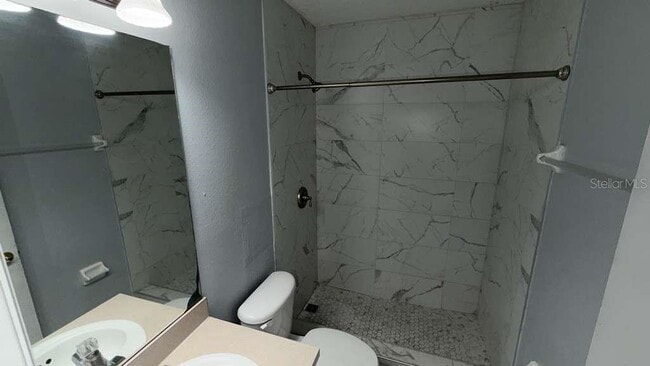 Building Photo - 226 Orchid Dr