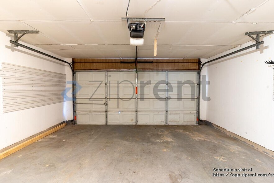 Building Photo - 4903 Sage Hen Dr