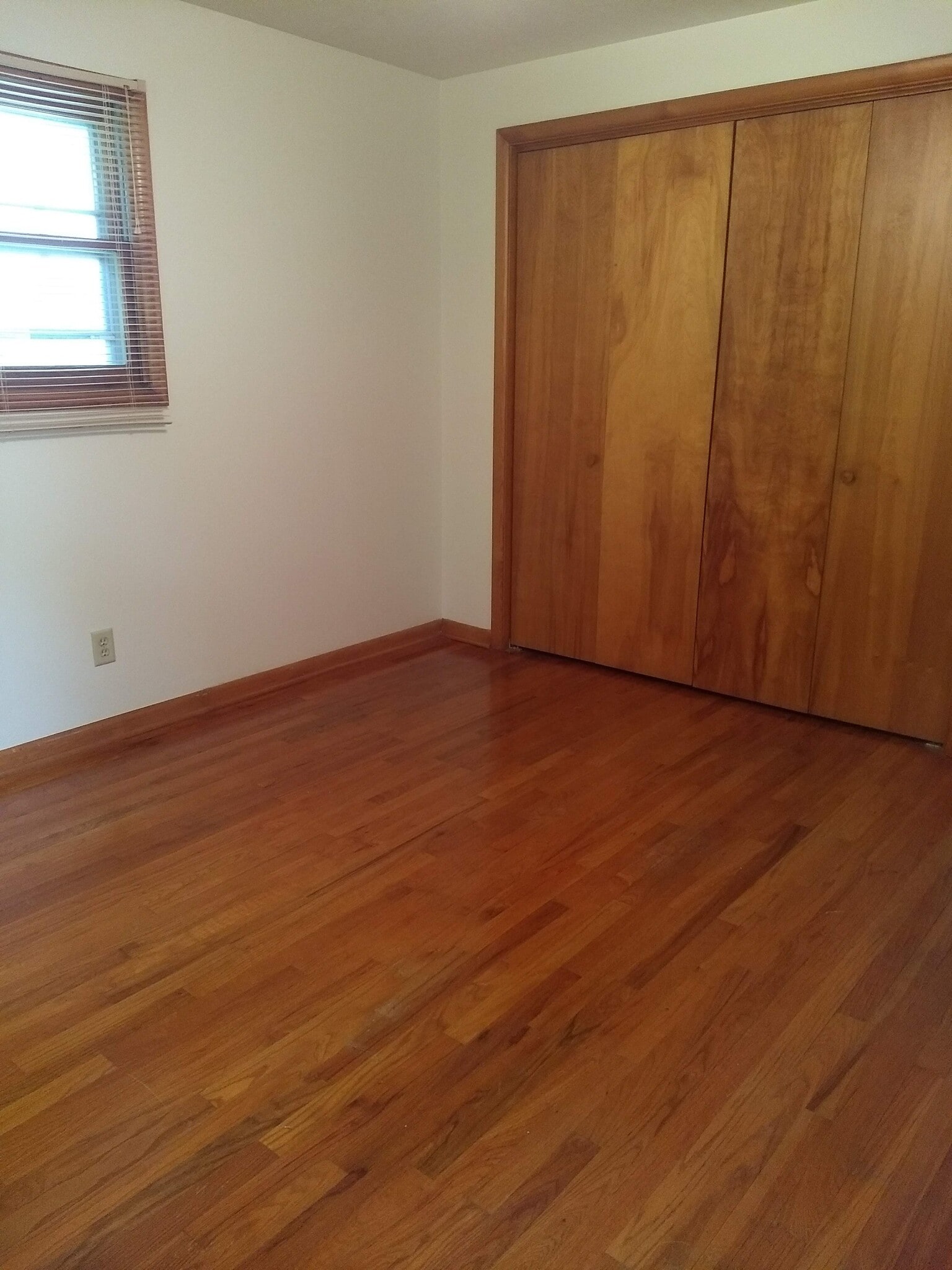 Building Photo - 608 Spruce Ave