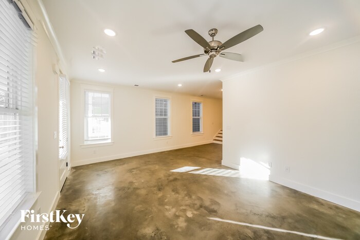 Building Photo - 2076 Elzey Ave