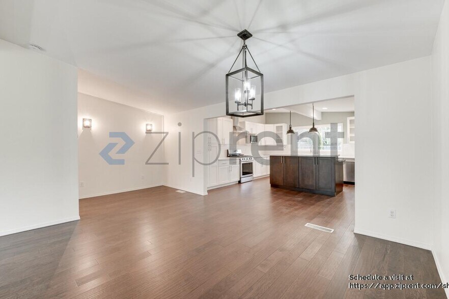 Building Photo - 1249 149th Pl SE