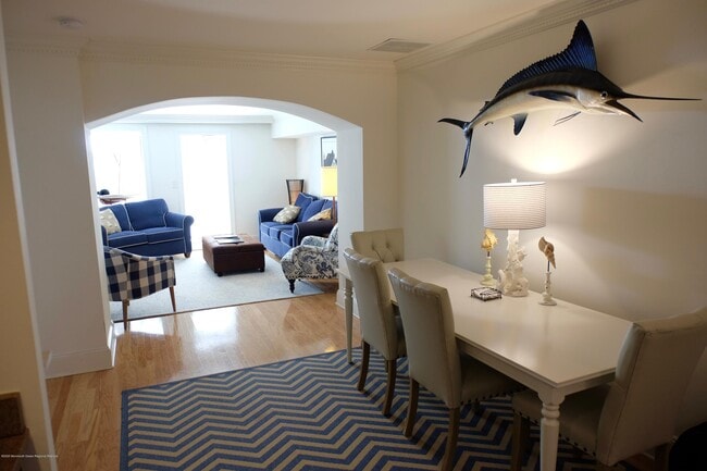 Building Photo - 700 Ocean Ave N