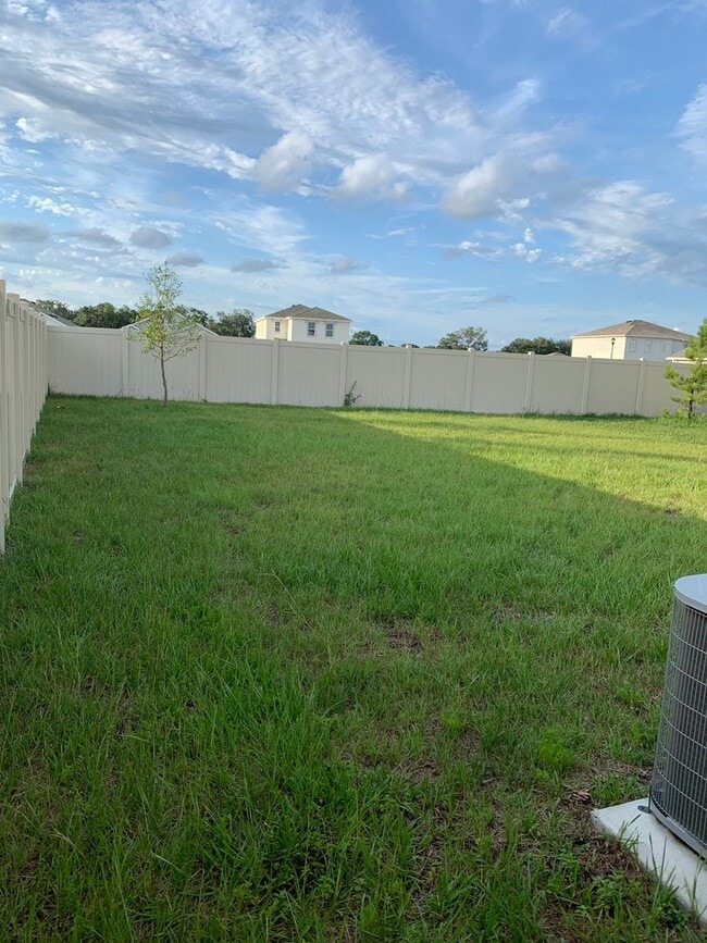 Building Photo - 33997 Jasper Stone Dr