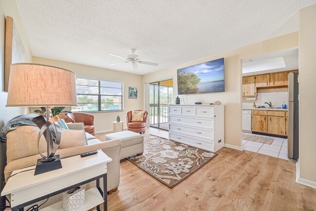Building Photo - 6108 Whiskey Creek Dr