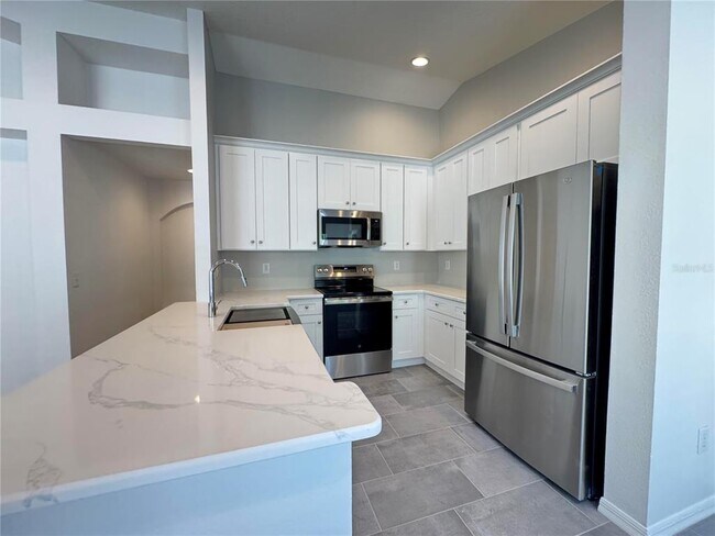 Building Photo - 23741 Coral Ridge Ln