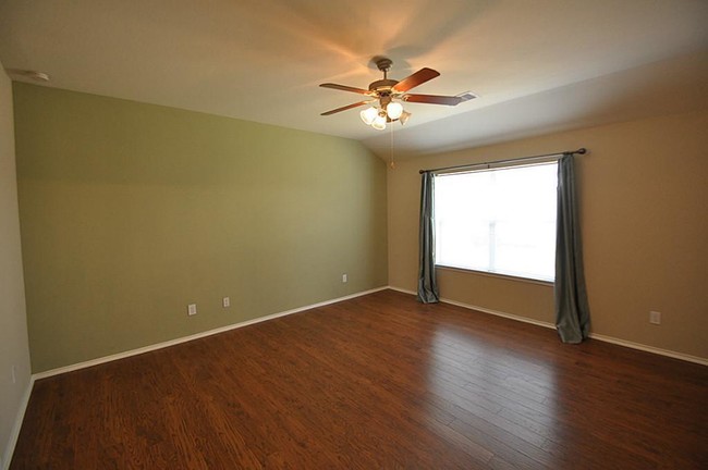 Building Photo - 12207 Tawney Ct