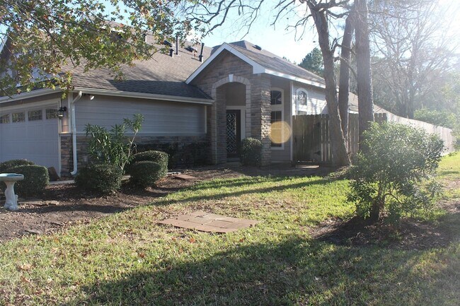 Building Photo - 111 W Kentwick Pl