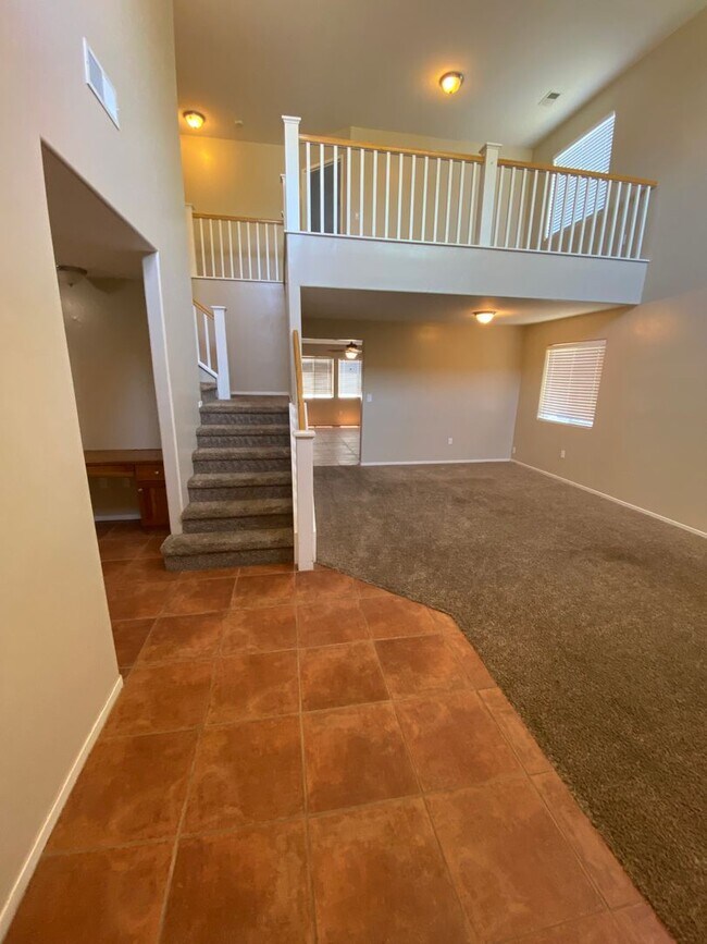 Building Photo - 11115 Cactus Valley Dr