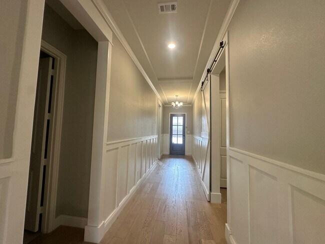 Building Photo - 3042 Seattle Slew Dr