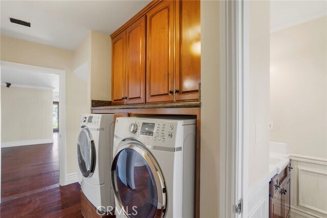 Building Photo - 1011 S Montezuma Way