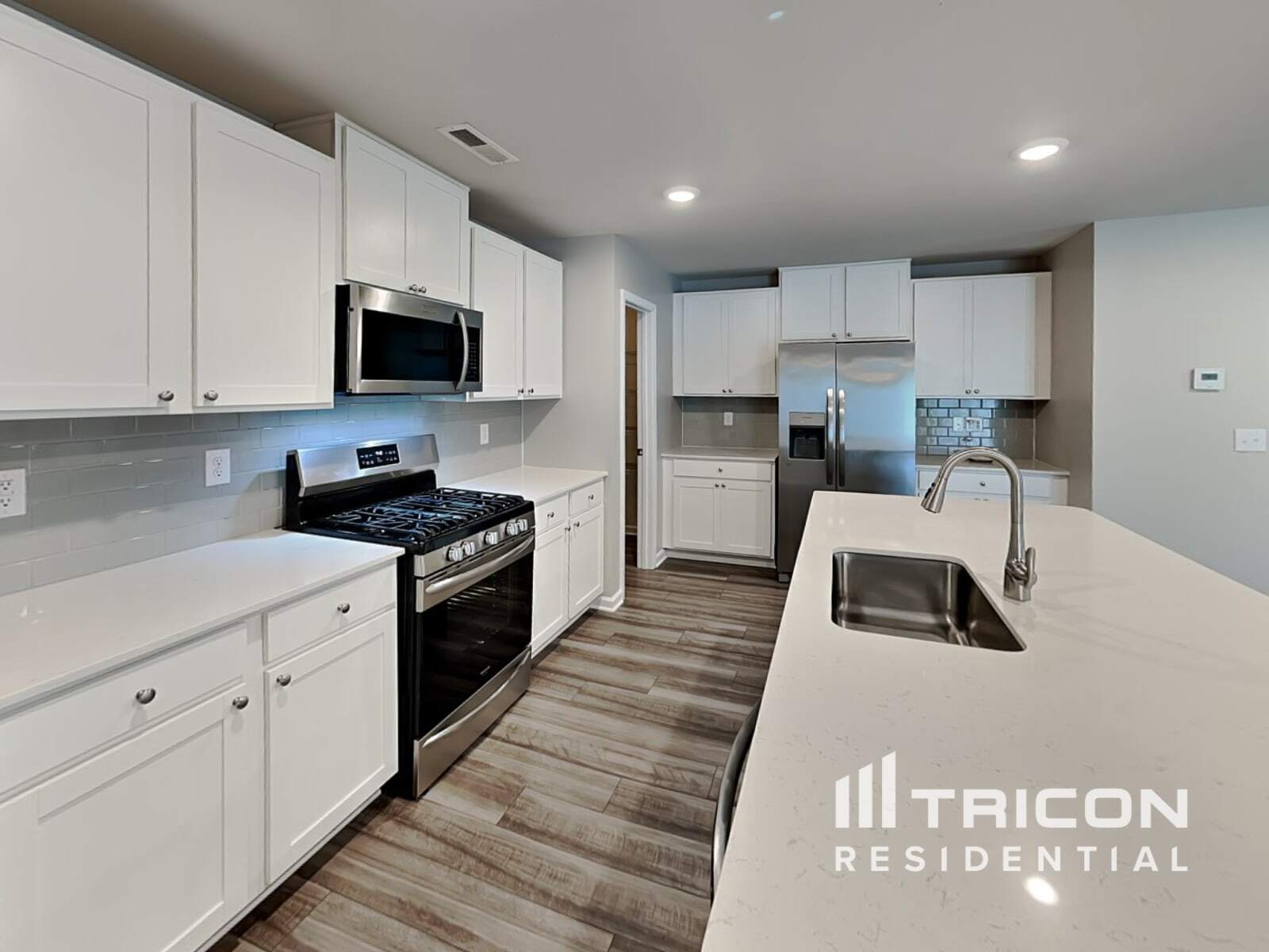 Building Photo - 127 Brentwood Dr