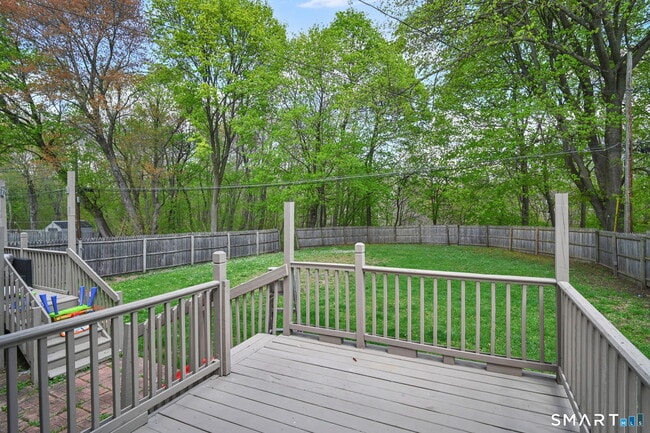 Building Photo - 42 Hartford Ave