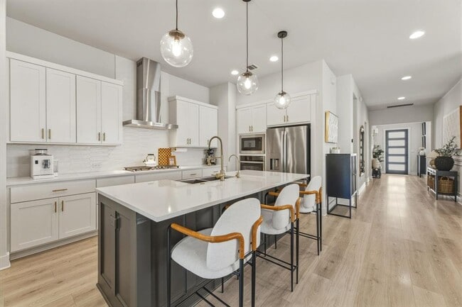 Building Photo - 4505 Post Loop