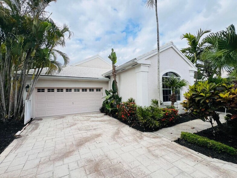 Primary Photo - 9185 Baybury Ln