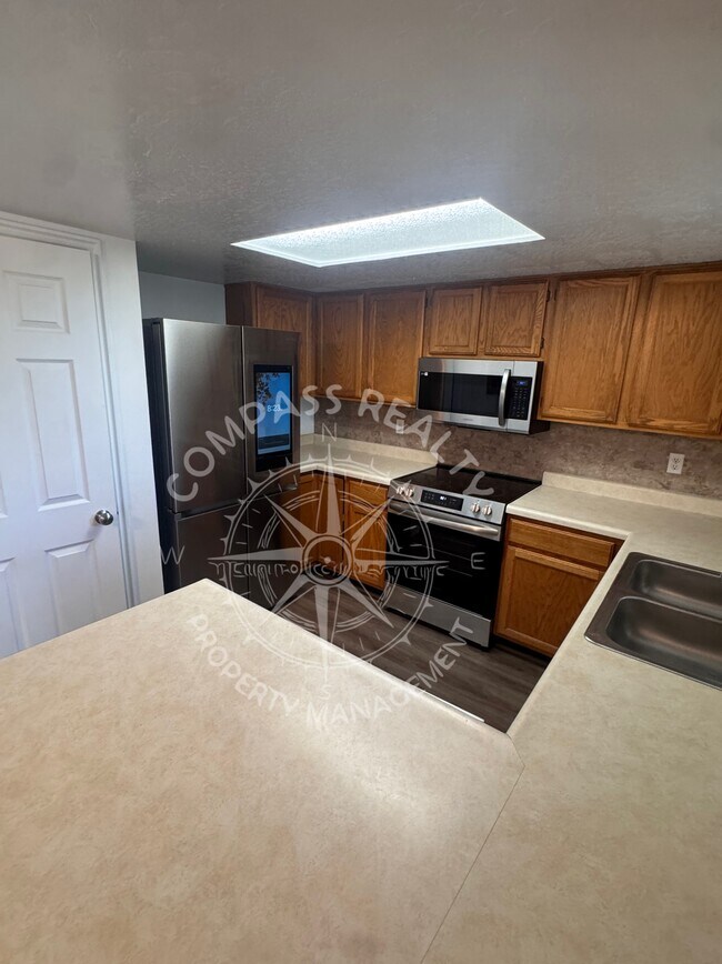 Building Photo - 1226 Brandonwood Dr
