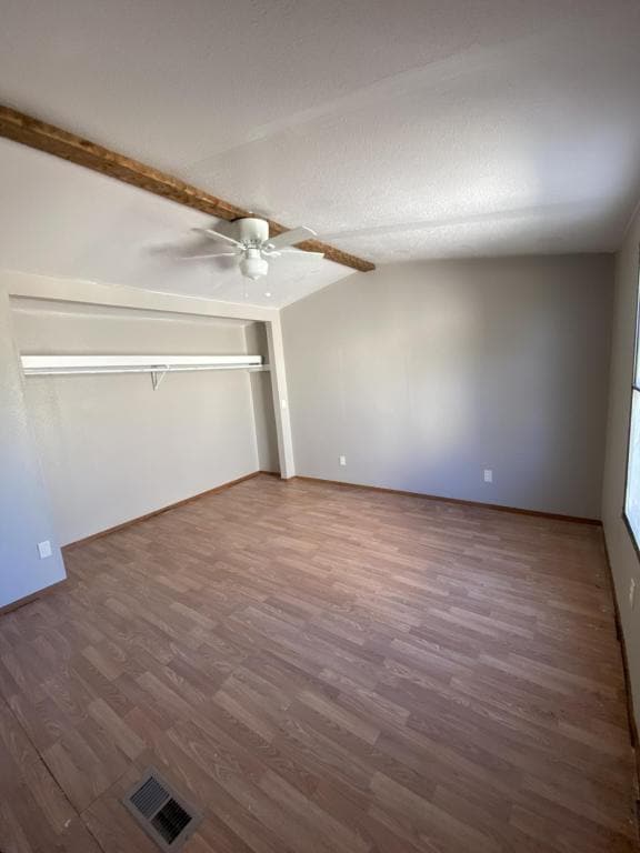 Building Photo - 4005 Hilltop Dr