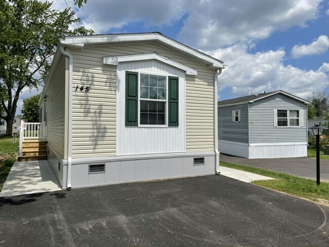 Building Photo - 145 Del Ct E