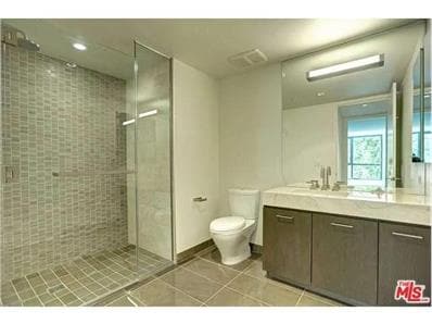 Building Photo - 1755 Ocean