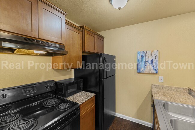 Building Photo - 5516 Boca Raton Blvd