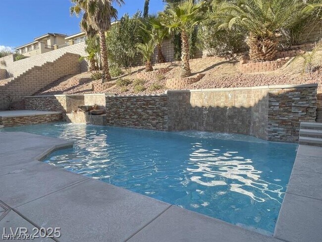 Building Photo - 12048 La Palmera Ave