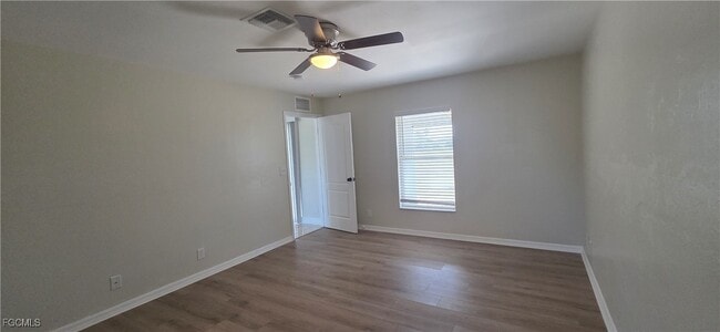 Building Photo - 1214 NE 18th Pl