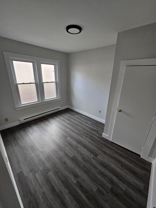 Building Photo - 430 Liberty St