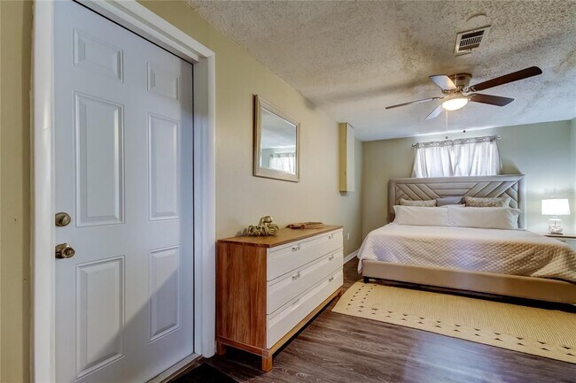 Building Photo - 12529 Mondragon Dr