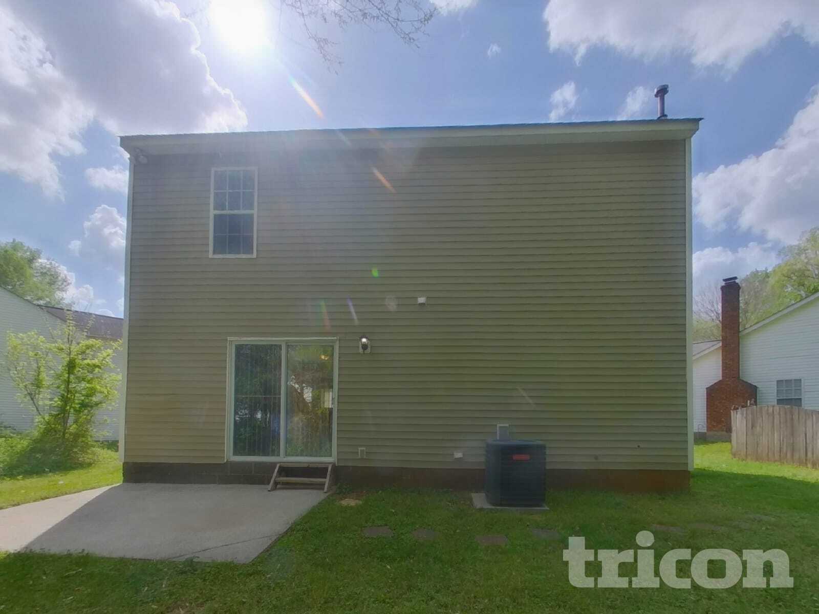 Building Photo - 9835 Veronica Dr