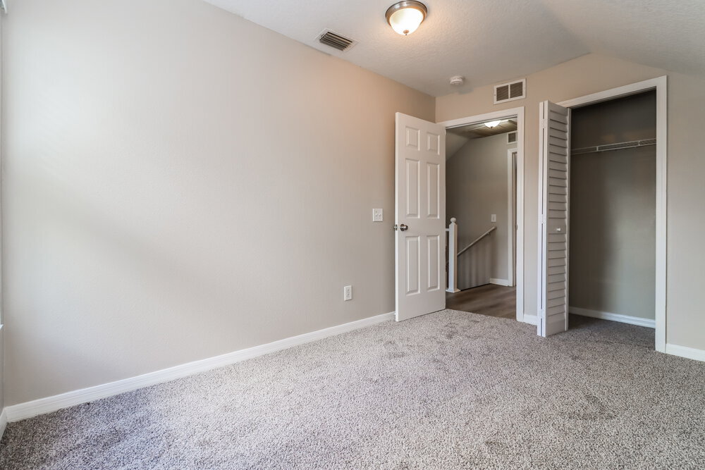 Building Photo - 1806 Horsechestnut Ct