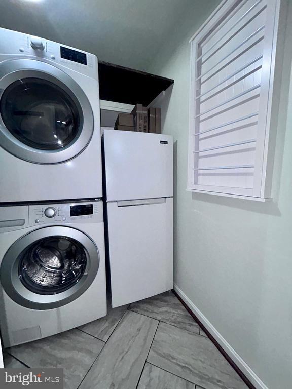 Building Photo - 1206 Eastover Pkwy