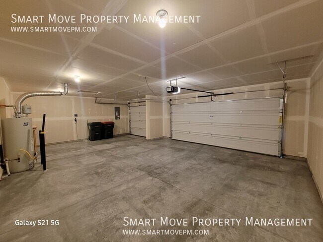 Building Photo - 6322 N Seacliff Ave