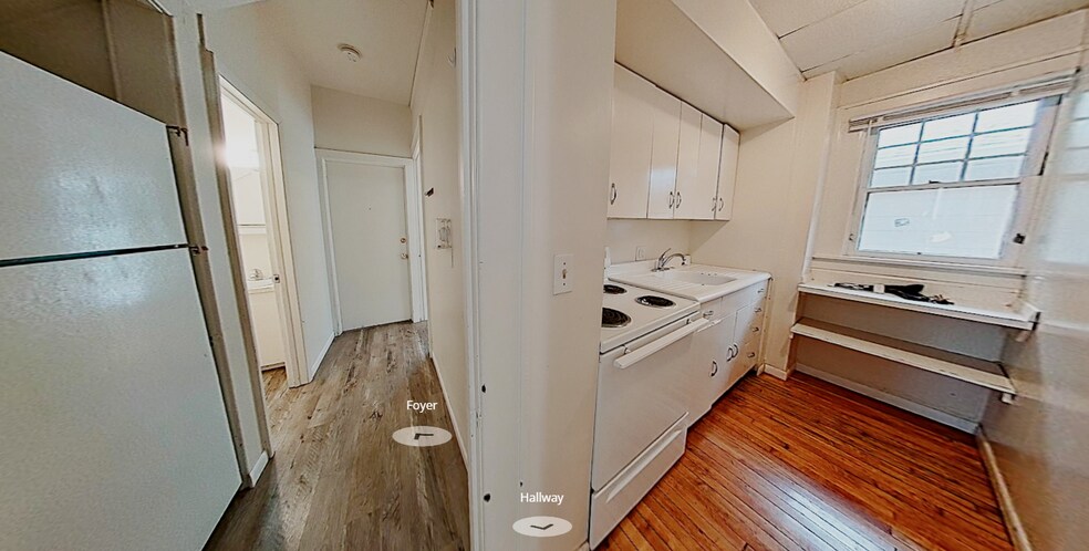 Building Photo - 507 N Linn St