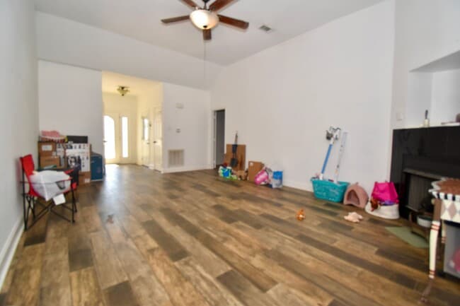 Building Photo - 3 Bed, 2 Bath Home in Ruston