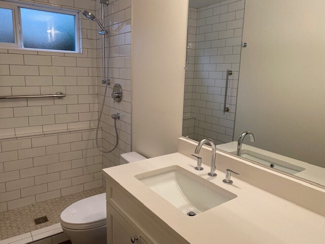 Building Photo - 7537 42nd Ave NE