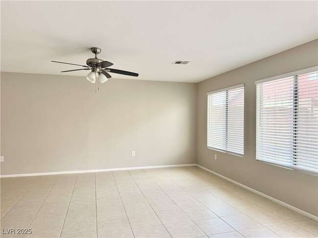 Building Photo - 712 E Caballo Hills Ave