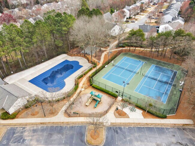 Building Photo - 225 Osmanthus Way