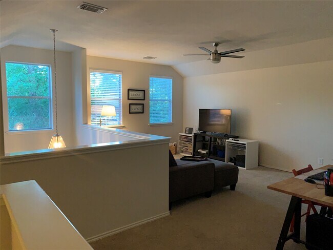 Building Photo - 202 N Vesper Bend Cir