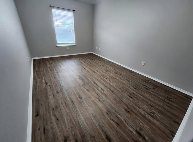 Building Photo - 5420 Shady Springs Trail