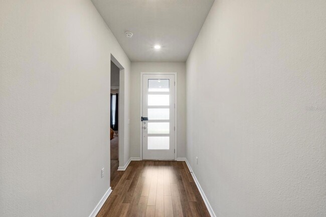 Building Photo - 13673 Fresh Ivy St