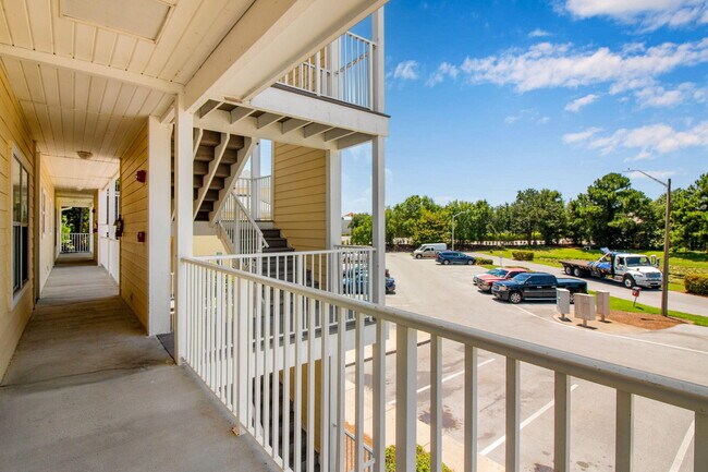 Building Photo - 200 Sandestin Ln